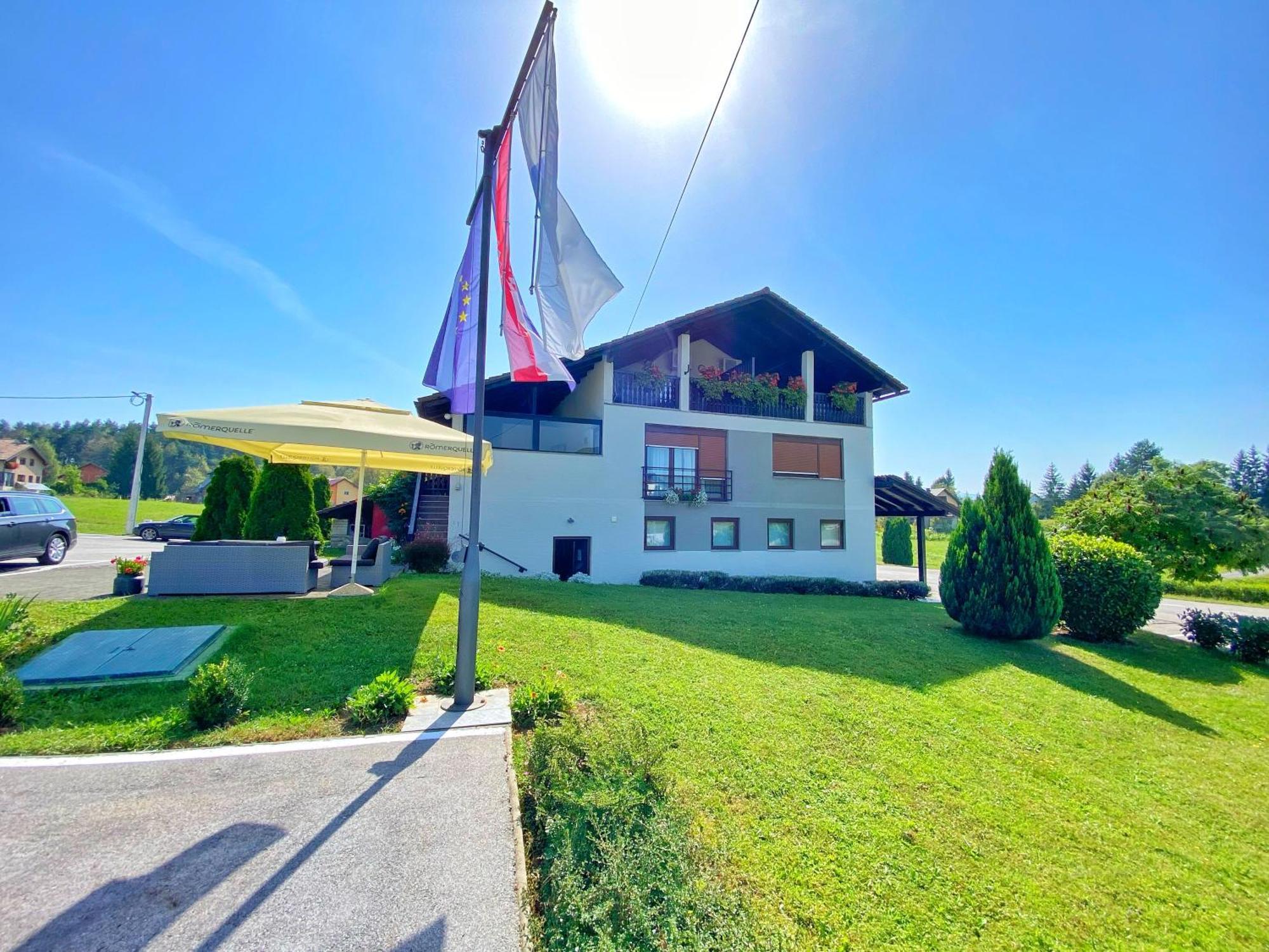 16 Lakes Guesthouse Grabovac  Buitenkant foto